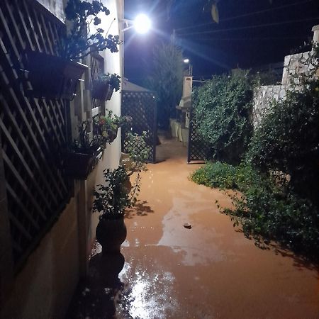 Nikos Studio Kalyves Exteriér fotografie